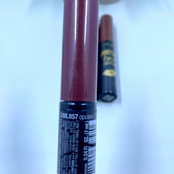 L.A. Girl Metal Liquid Lipstick Bundle - Picture 4 of 6